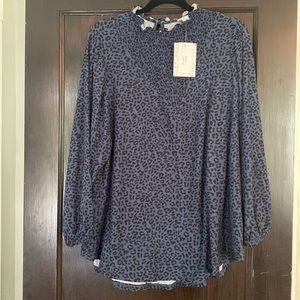 Lularoe Clara smock blouse
